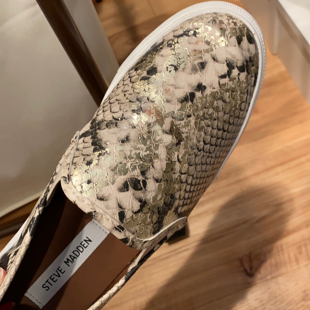 Steve Madden Snakeskin shoes